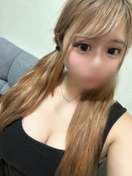 月白さな